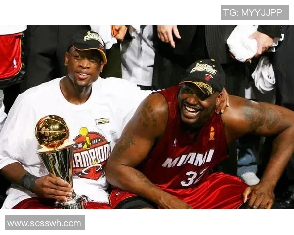 11月15号詹姆斯对决强敌期待精彩比赛引发球迷热议 11月15号詹姆斯对决强敌期待精彩比赛引发球迷热议